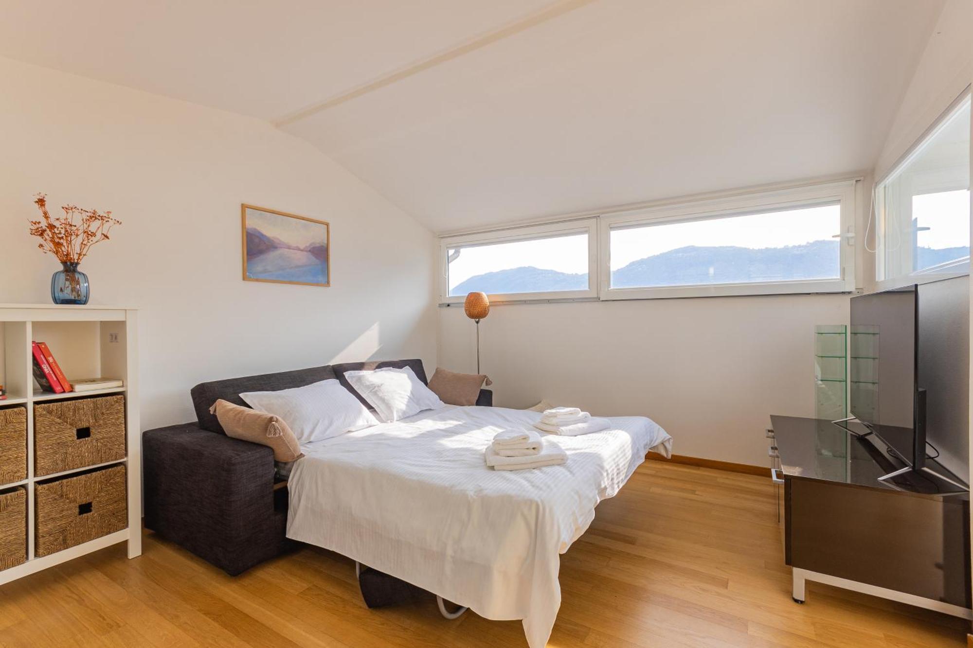 דירות Campione dʼItalia Casa Madlen - Bright Attic With Marvelous View מראה חיצוני תמונה