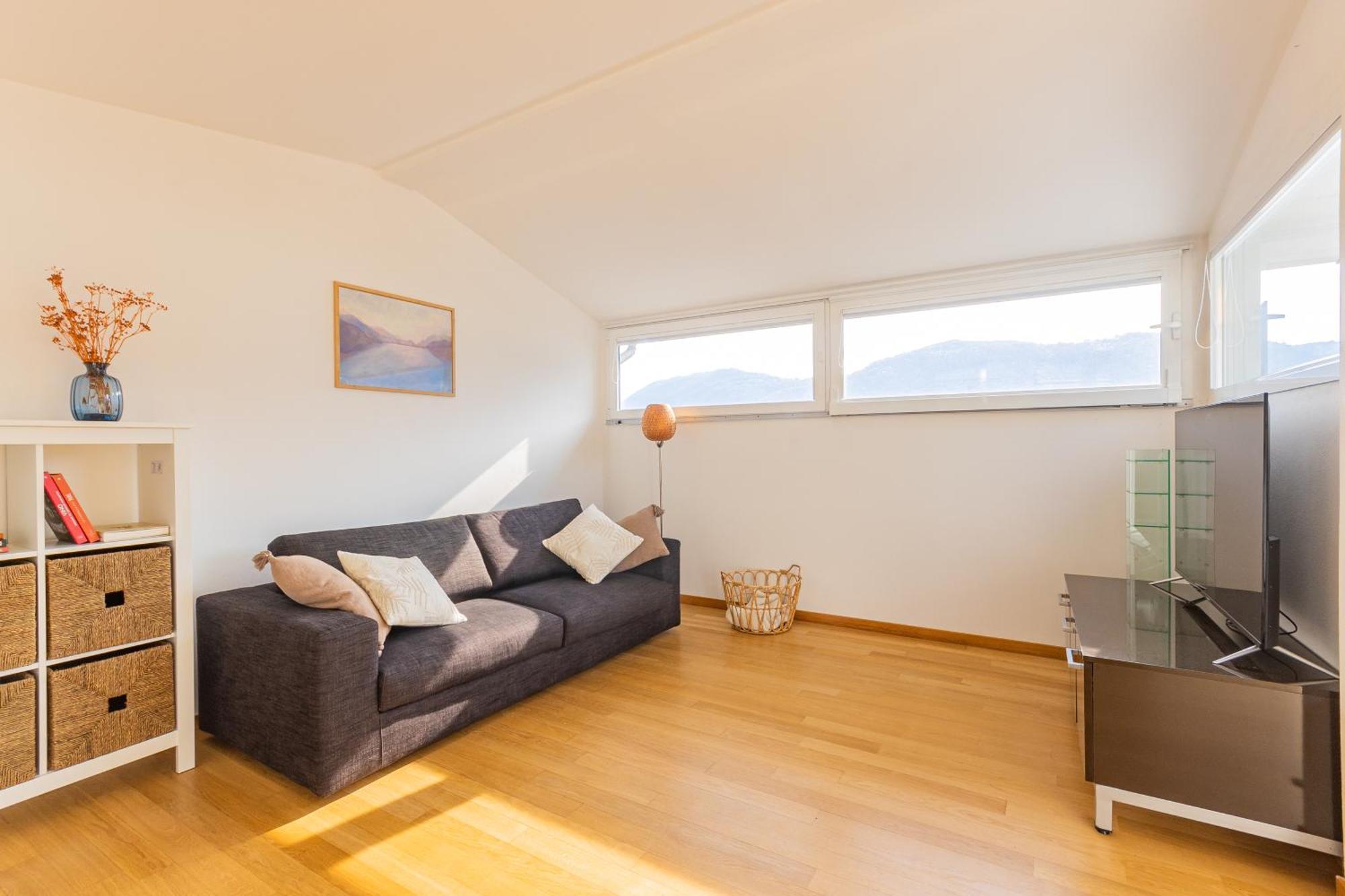 דירות Campione dʼItalia Casa Madlen - Bright Attic With Marvelous View מראה חיצוני תמונה